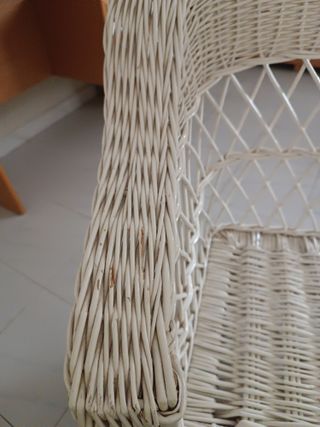 Sillón de mimbre lactancia beige