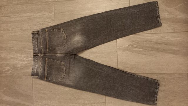 Pantaloni Bershka grigi