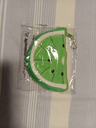 Monedero cremallera forma de fruta