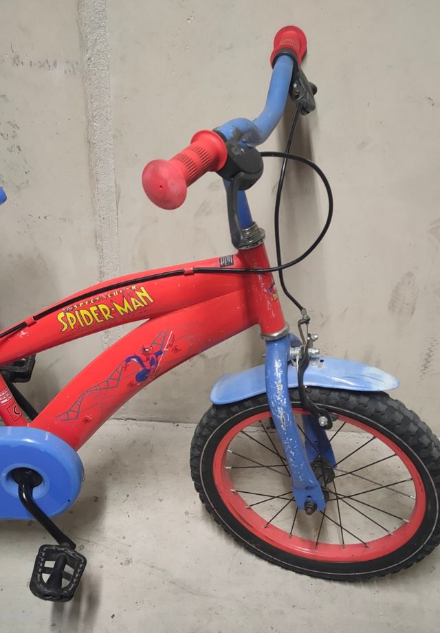 Bicicleta infantil Spiderman 16 pulgadas.