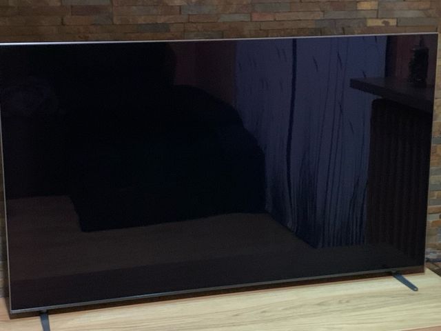 Televisor Sony Bravia para piezas Rota No enciende