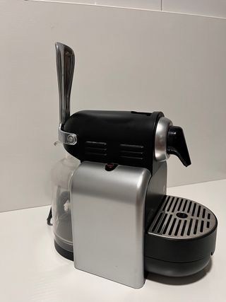 Cafetera Nespresso DeLonghi