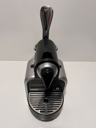 Cafetera Nespresso DeLonghi