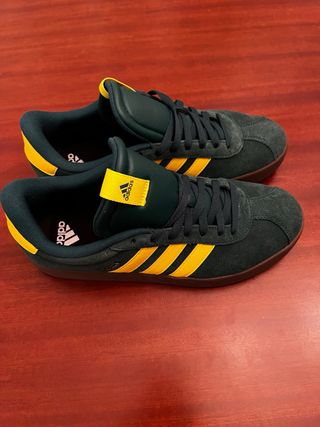 Adidas Verdes Talla 43.5