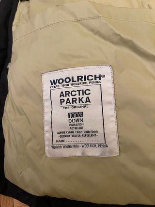 Plumas Woolrich Negro