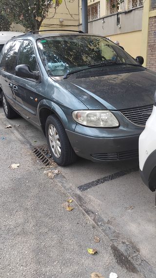Chrysler Voyager 2.4 Gasolina con Pegatina B 