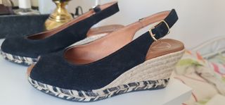 Sandalias Viguera Negras Esparto Peep Toes