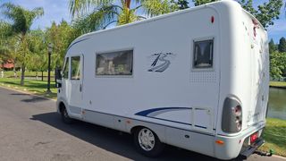 AUTOCARAVANA INTEGRAL BURSTNER