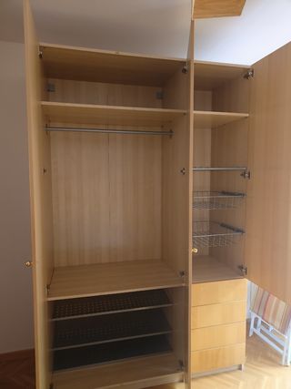 Armario de madera 3 puertas