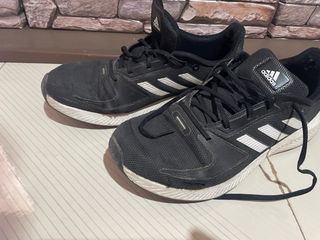 Scarpe Adidas Uomo Taglia 44 usate