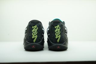 Jordan Zion 3 Talla 46 Negras
