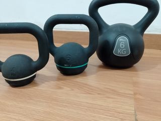 Kettlebell da 4 kg e 6 kg venduti separatamente