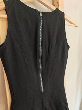 Vestido negro fiesta ajustado