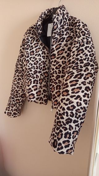 Giacca leopardata corta