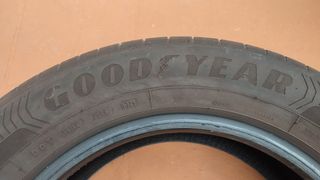 2 Neumáticos 205/60/16 (92V)