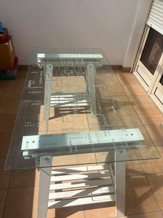 Mesa de cristal Ikea