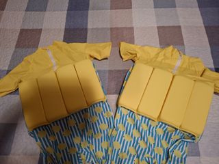 Costumi galleggianti bimbo gialli limoni