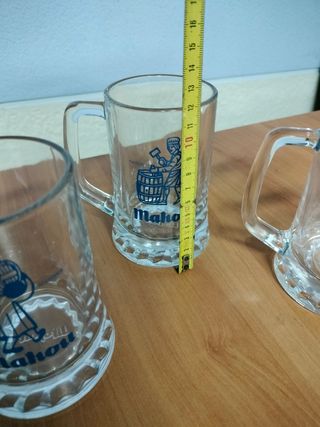 Lotto di 3 boccali da birra Mahou