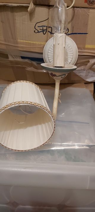 Lámpara aplique de forja y cerámica