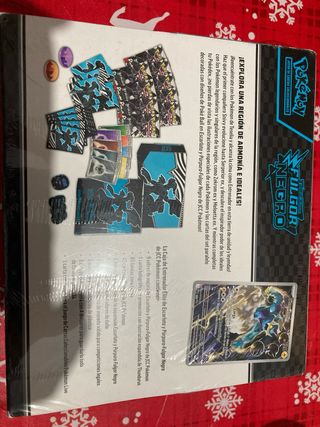 Pokémon Caja Entrenador Elite Fulgor Negro