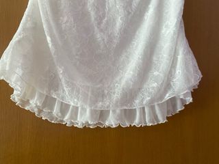 Minigonna in pizzo bianco