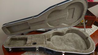 Guitarra Clasica Profecional Alhambra de PaloSanto