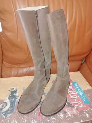 Stivali donna camoscio marrone