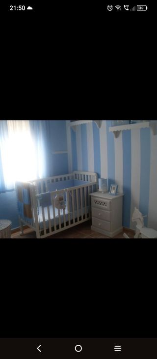 Cuna bebé en perfecto estado