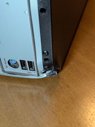 Mini Tower PC Medion per pezzi di ricambio