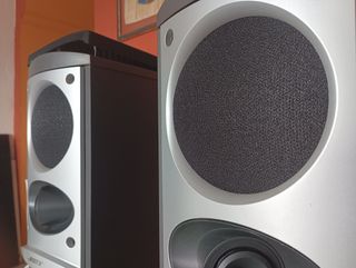 Altavoces Bose 701 II 300W activos!!