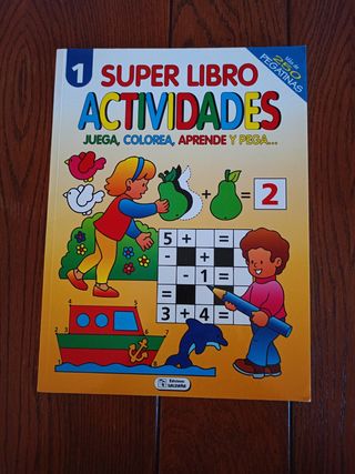 Super Activities Book 28 x 21 cm