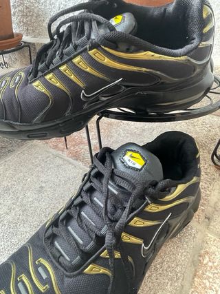 Zapatillas Nike Negras Doradas