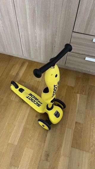 Patinete evolutivo Scoot & Ride amarillo