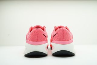 Nike Versair Aster Pink/Hot Punch Talla 40
