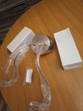 Applique cromato con paralume in vetro