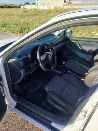 SEAT LEON 16V