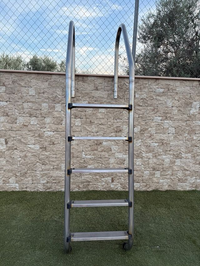 Escalera Piscina Aluminio 5 Peldaños