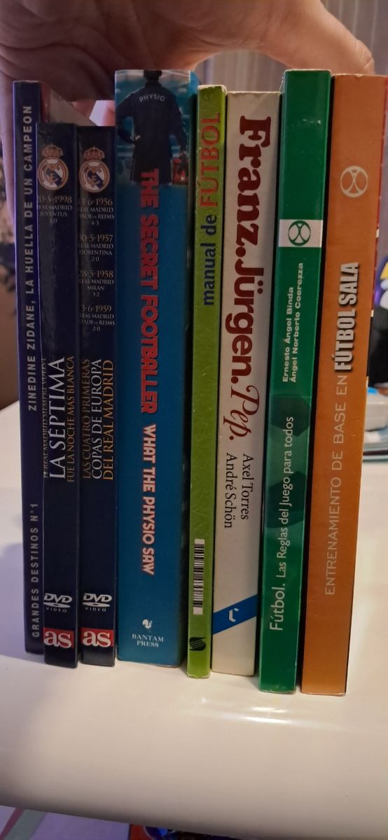 Lote 1 de libros de fútbol
