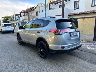 Toyota RAV4 2.5 hybrid 4x4