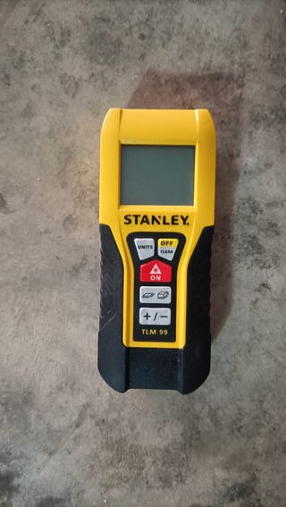 Medidor Láser Stanley TLM99 30m