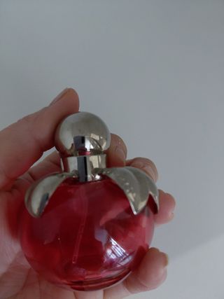 Bottiglia di profumo Vavios