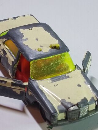 MERCEDES BENZ 250 V309 1/64 SIKU 