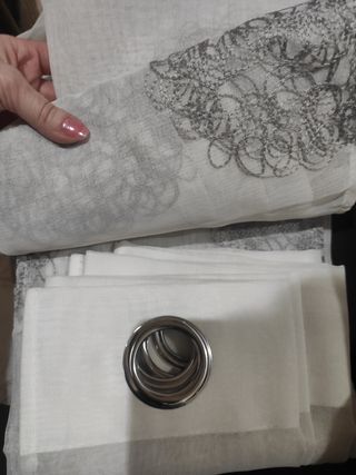 Cortinas bordadas 