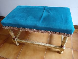 Banqueta antigua terciopelo azul y dorado