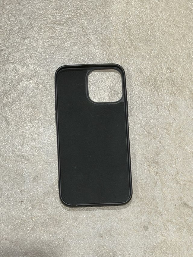 Custodia nera per iPhone 13 Pro Max