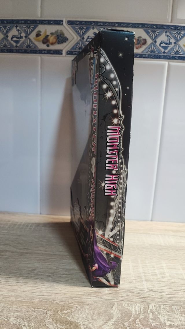 Monster High Elissabat Hauntlywood