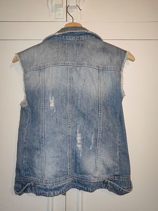 Chaleco tejano Stradivarius Talla S