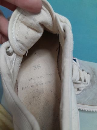 Zapatillas Ganso Blancas y Rojas