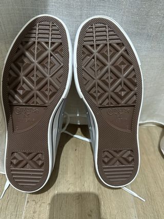 Converse grises altas