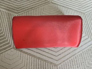 Funda gafas Carolina Herrera roja
